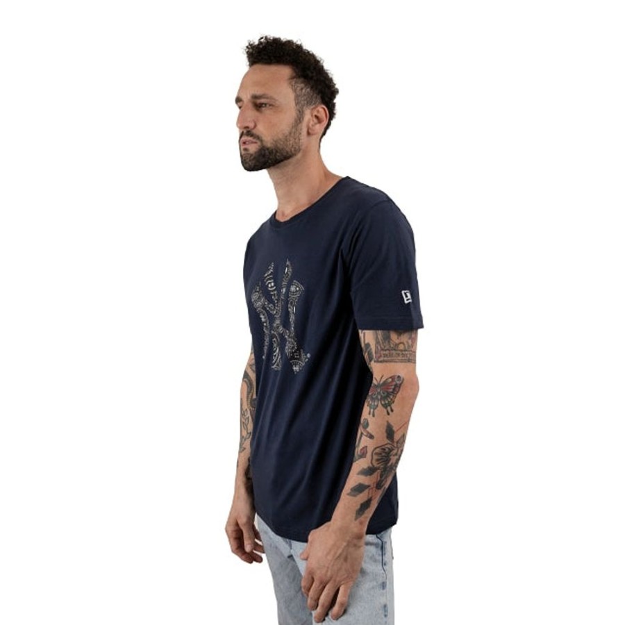 Ropa New Era | Playera Manga Corta New York Yankees Paisley Elements